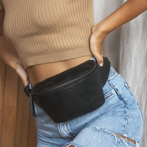 the remy leather fanny pack-- black